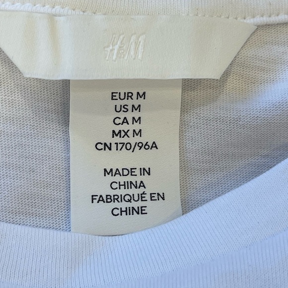 H&M White T-Shirt with Eyelet Sleeves - Picture 4 of 5